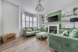 Lounge- click for photo gallery